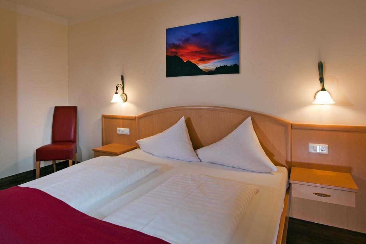 Hotel Truyenhof Ried im Oberinntal Eksteriør bilde